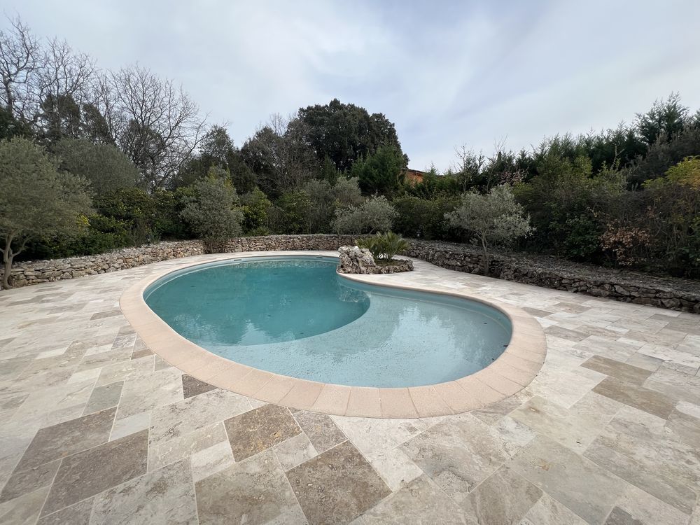 � vendre  Maison N�oules (83136)