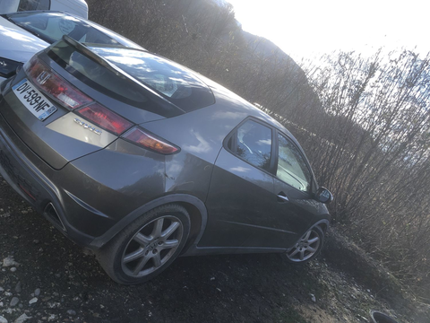 Honda Civic 2.2 i-CTDI Comfort 2009 occasion Tullins 38210