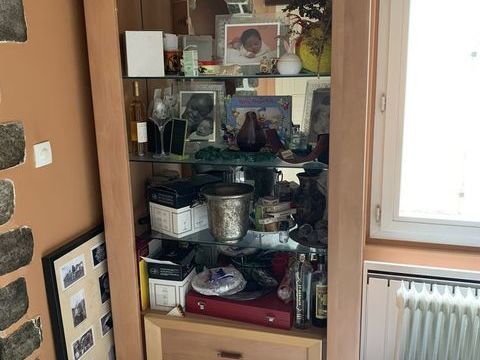 Vends vitrine 4 tablettes et tiroir 200 Champigny-sur-Marne (94)