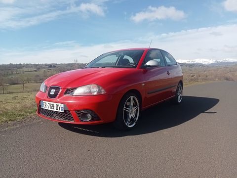 Seat Ibiza 1.9 TDI 130 FR 2007 occasion Laveissenet 15300