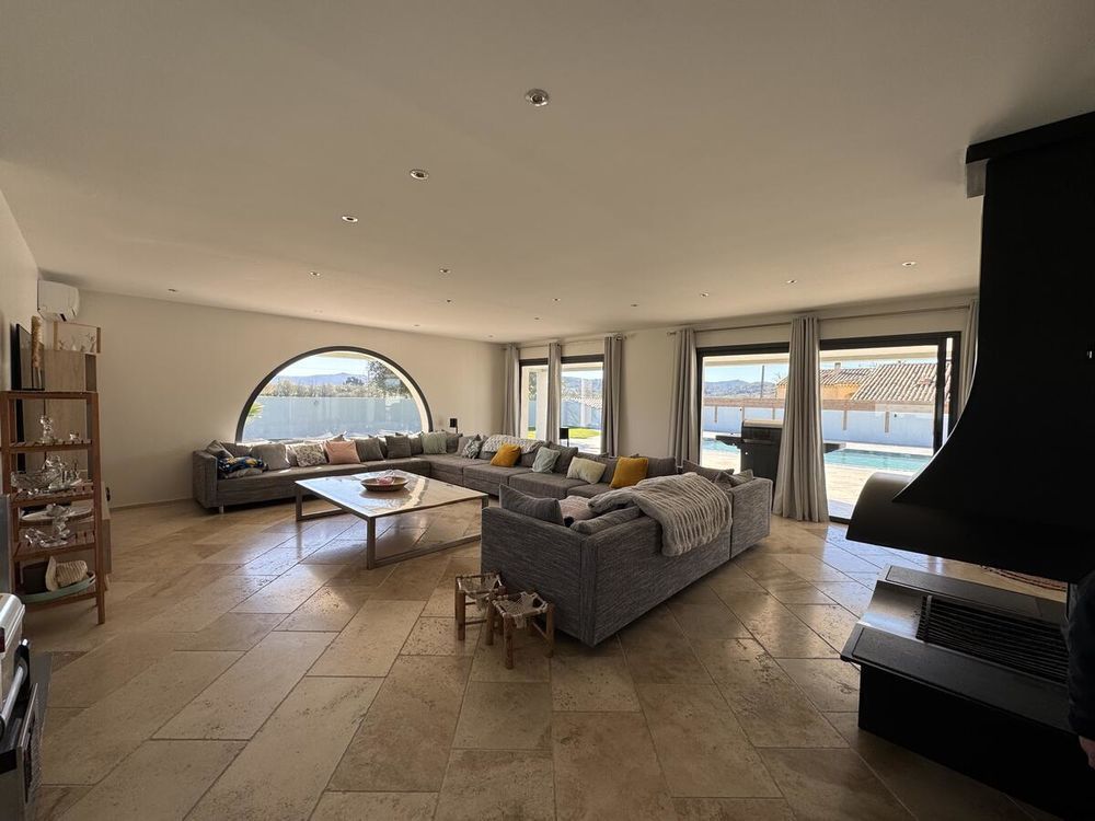 � vendre  Maison Pierrefeu-du-Var (83390)