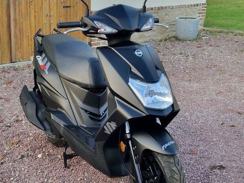 Scooter SYM 2024 occasion Saint-Quentin-des-Pr&eacute;s 60380