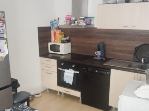   f4 dispo imm�diatement Appartement - 4 pi�ce(s) - 67 m�