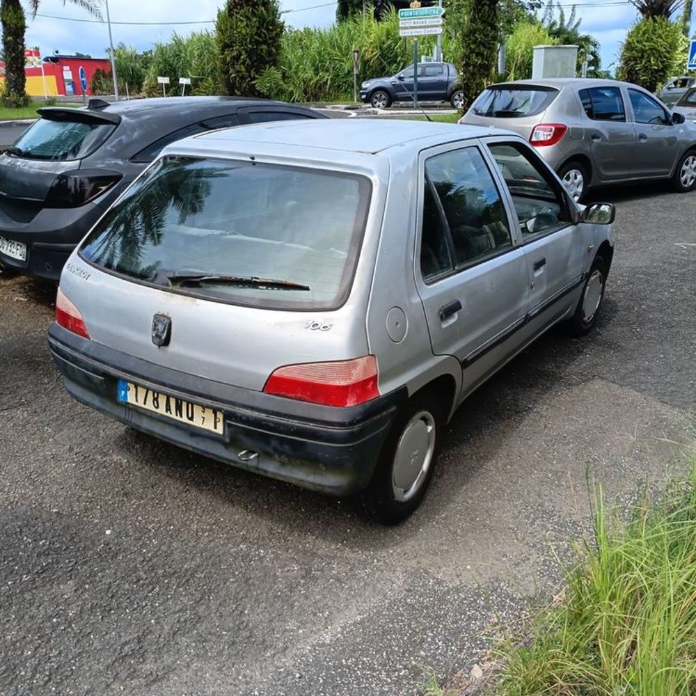 106 1.1i Itinea 1997 occasion 97170 Petit-Bourg