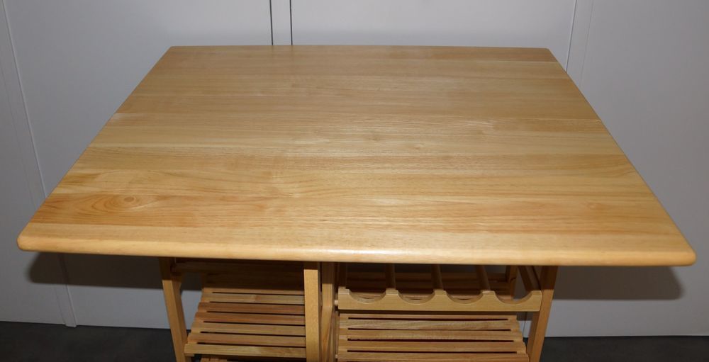 TABLE DESSERTE A ROULETTES Meubles