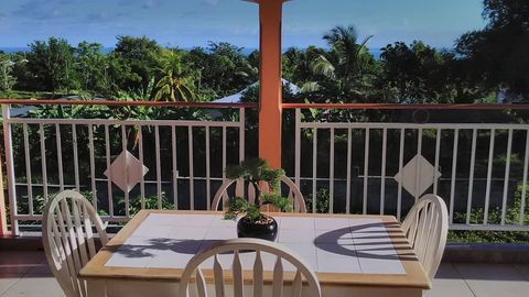   Haut de Villa entre montagne et mer Appartement - 3 pi�ce(s) - 75 m�