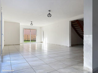  Maison � vendre 8 pi�ces 215 m�