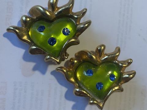 BO Clip dorée coeur résine verte strass C LACROIX Vigneux-sur-Seine (91)