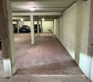  Parking / Garage � louer 10 m�