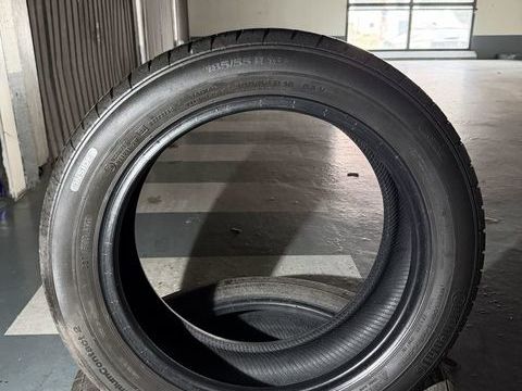 Pi&egrave;ces et &eacute;quipements Voiture Pneu voiture - roue  occasion Grenoble 38000