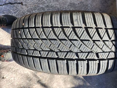 Pi&egrave;ces et &eacute;quipements Voiture Pi&egrave;ces et &eacute;quipements Voiture  occasion Aix-en-Provence 13100