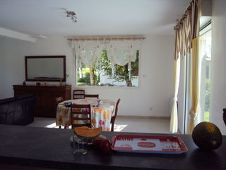  Villa � louer 7 pi�ces 180 m�