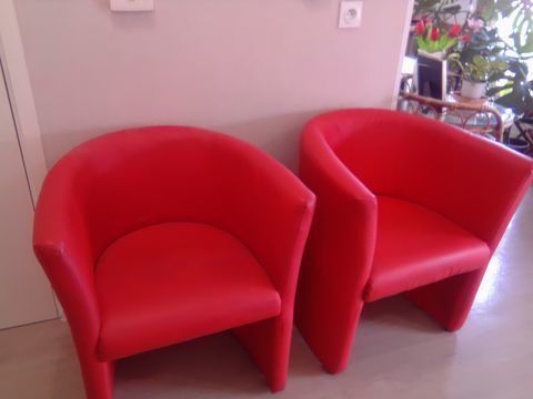 Lot de deux fauteuils rouge Bon état 50 Dijon (21)