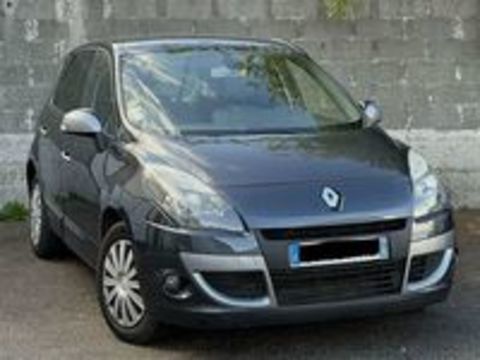Sc&eacute;nic III Scenic III dCi 110 FAP eco2 Business Euro 5 2011 occasion 29510 Briec
