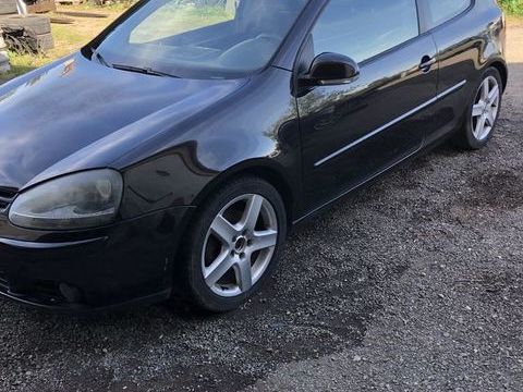 Volkswagen Golf 2.0 16S TDI 140 Carat 4Motion 2006 occasion La Roche-de-Glun 26600