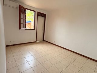  Maison � louer 7 pi�ces 150 m�