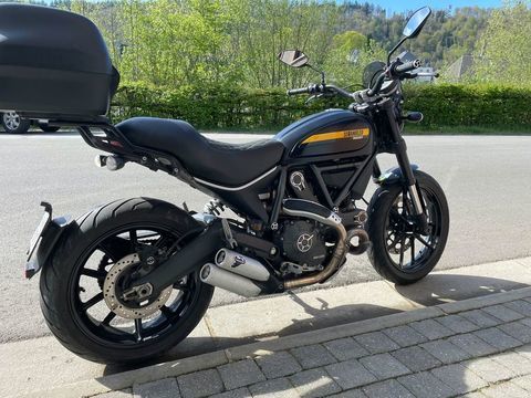 Moto DUCATI 2015 occasion La Chapelle 08200