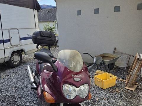 Moto SUZUKI 1998 occasion Buzy 64260