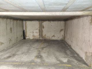  Parking / Garage � vendre 12 m�