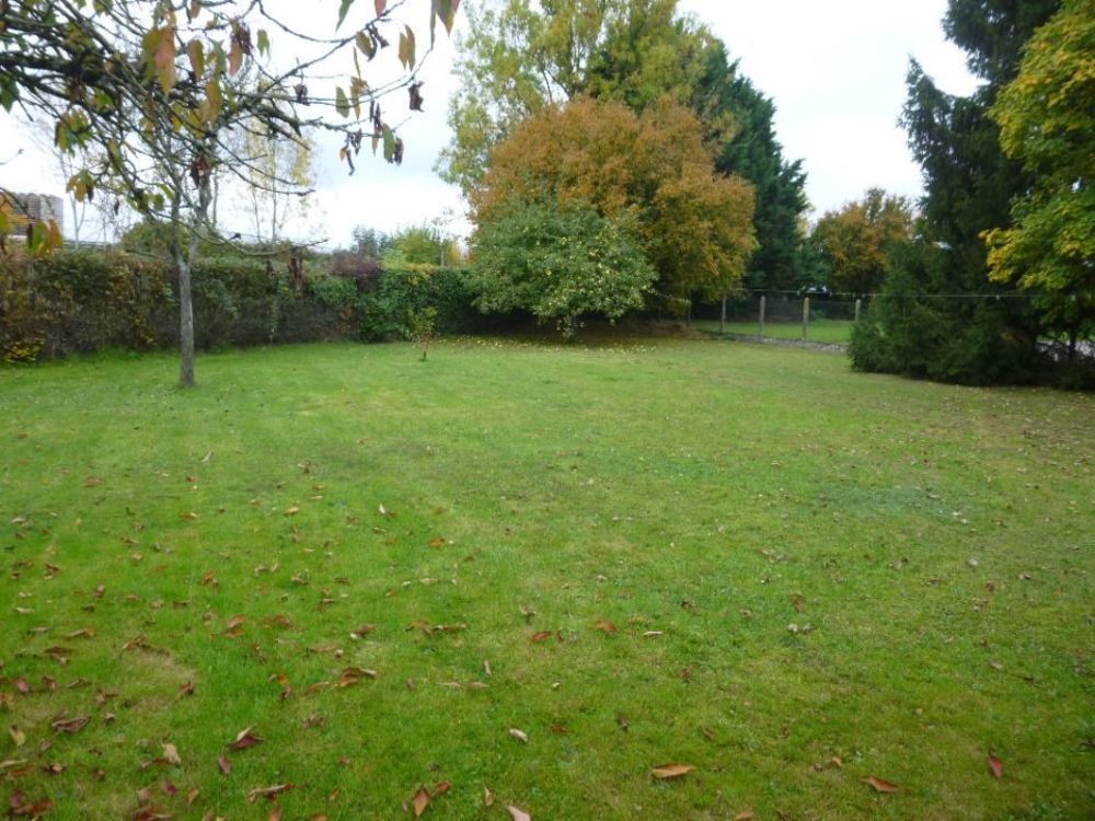 Maisons neuves   Lugon-et-l'�le-du-Carnay (33240)