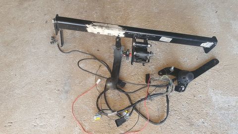 Pi&egrave;ces et &eacute;quipements Voiture Pi&egrave;ces et &eacute;quipements Voiture  occasion Sisteron 04200