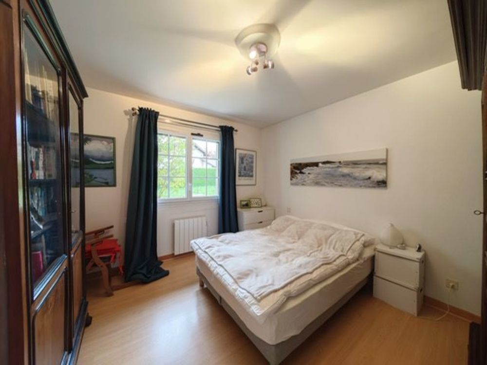 � vendre  Maison Cessy (01170)