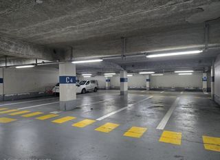Location Parking/Garage Loue droit d'occupation d'un emplacement de stationnement Fort-de-france