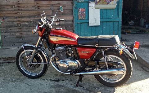 Moto YAMAHA 1975 occasion Montauriol 66300