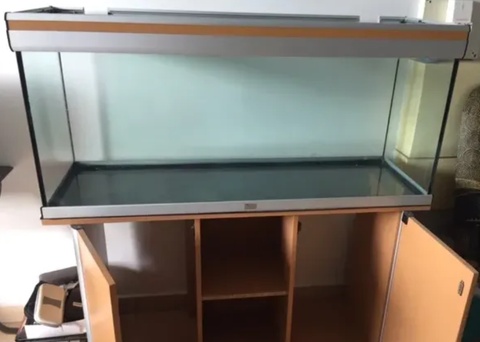 aquarium avec son meuble 300 97116 Pointe-noire