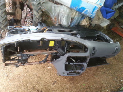 Pi&egrave;ces et &eacute;quipements Voiture Pi&egrave;ces et &eacute;quipements Voiture  occasion Montceaux-l&egrave;s-Provins 77151