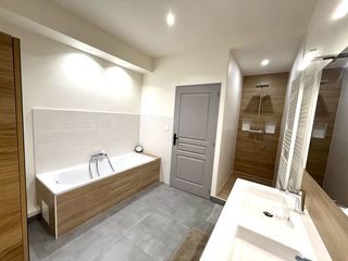  Appartement � vendre 4 pi�ces 139 m�