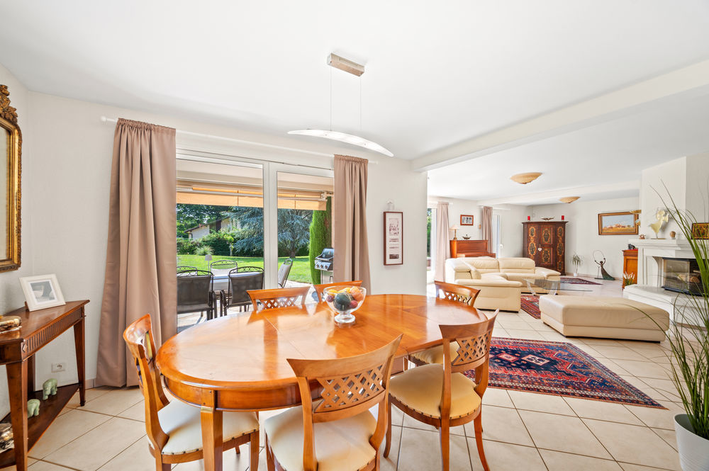 � vendre  Maison Divonne-les-Bains (01220)