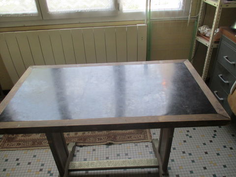 table de bar 25 Thoré-la-Rochette (41)