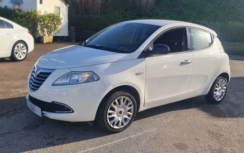 Lancia Ypsilon 0.9 TwinAir 85 ch Stop&Start Platinum DFS 2012 occasion Bompas 66430