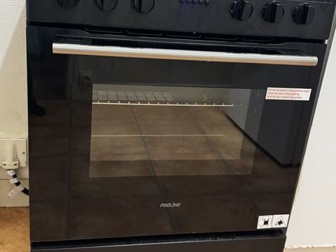 Cuisini�re � induction 280 Paris (75)