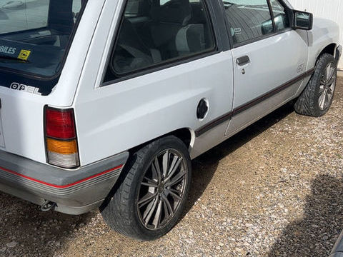Pi&egrave;ces et &eacute;quipements Voiture Pneu voiture - roue  occasion Carpentras 84200
