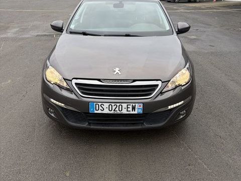 Peugeot 308 1.2 PureTech 110ch S&S BVM5 S&eacute;rie Sp&eacute;ciale Style 2015 occasion &Eacute;zanville 95460