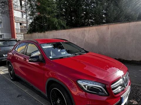 Mercedes Classe GLA 200 Fascination 2014 occasion Villefranche-sur-Sa&ocirc;ne 69400