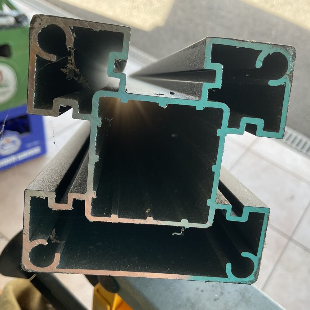 Poteaux aluminium Jardin