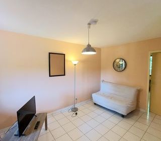  Appartement � louer 5 pi�ces 50 m�