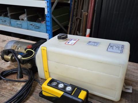 Utilitaire Pieces d&eacute;tach&eacute;es et accessoires Mat&eacute;riel de Levage  occasion Vendargues 34740