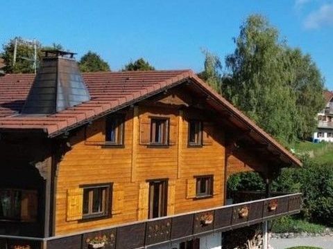   Maison 4 pi�ces 130 m2 Chalet - 4 pi�ce(s) - 130 m�
