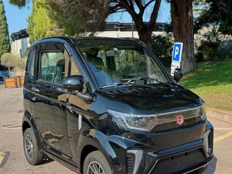 MEGA Voiture sans permis  occasion Fr&eacute;jus 83600