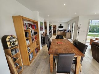  Maison � louer 5 pi�ces 122 m� Saint-contest