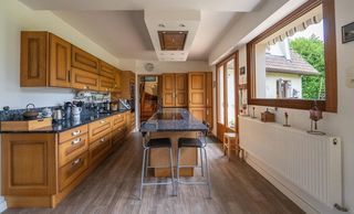  Maison � vendre 9 pi�ces 244 m�