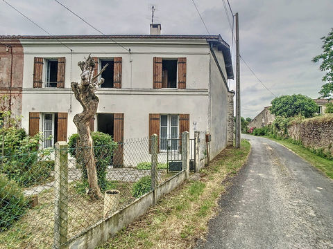   Maison Sur la commune de Cars Maison - 2 pi�ce(s) - 95 m�