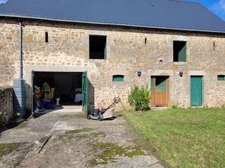  Remise / Grange � vendre 5 pi�ces 260 m�