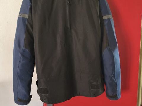 Pi&egrave;ces et &eacute;quipements Moto - Scooter - Quad Pi&egrave;ces et &eacute;quipements Moto - Scooter - Quad  occasion La Roquette-sur-Siagne 06550