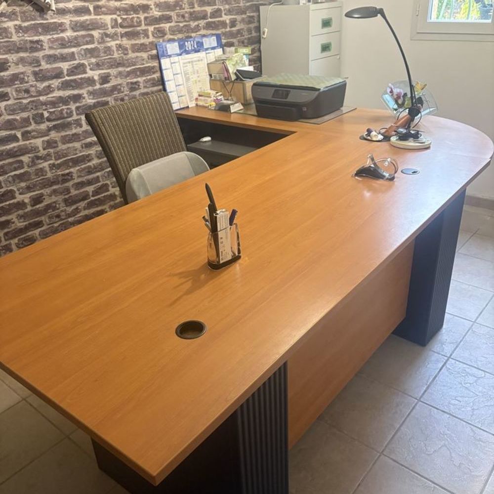VENDS BUREAU ET ARMOIRE Meubles