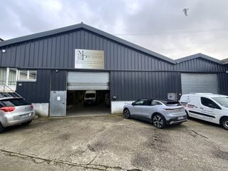  Atelier � louer 2 pi�ces 450 m�